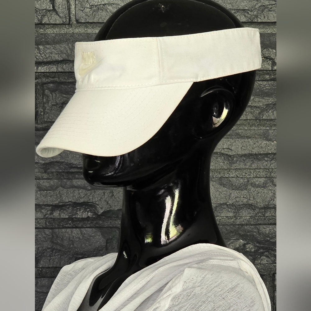 Nike Golf Visor Sun Protection OS